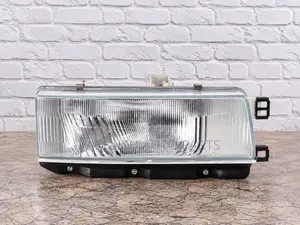 Head Lamp / Light Toyota Ee 92 Sprinter Sky