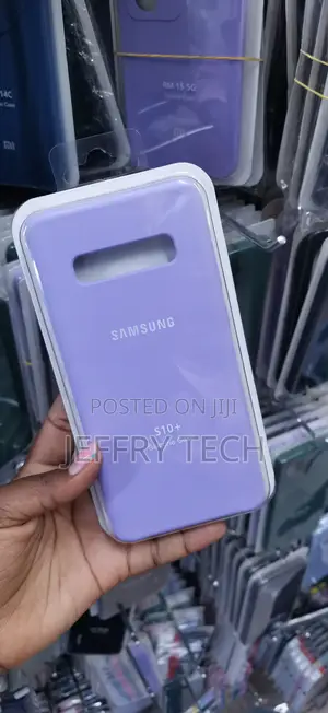 Light Purple (Lavender) Silicone Phone Case the Samsung Galaxy S10+