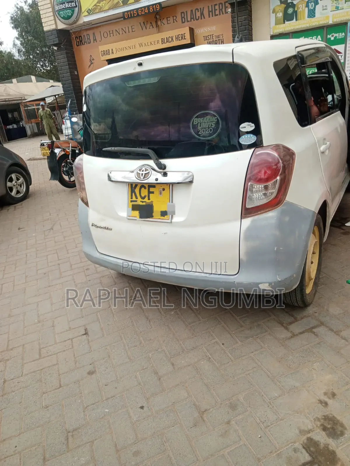 Toyota Ractis 2009 White