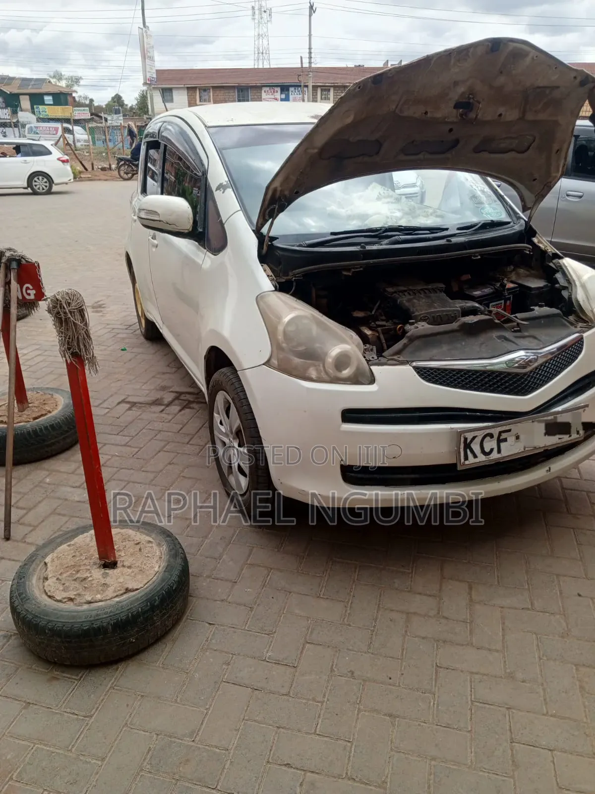 Toyota Ractis 2009 White
