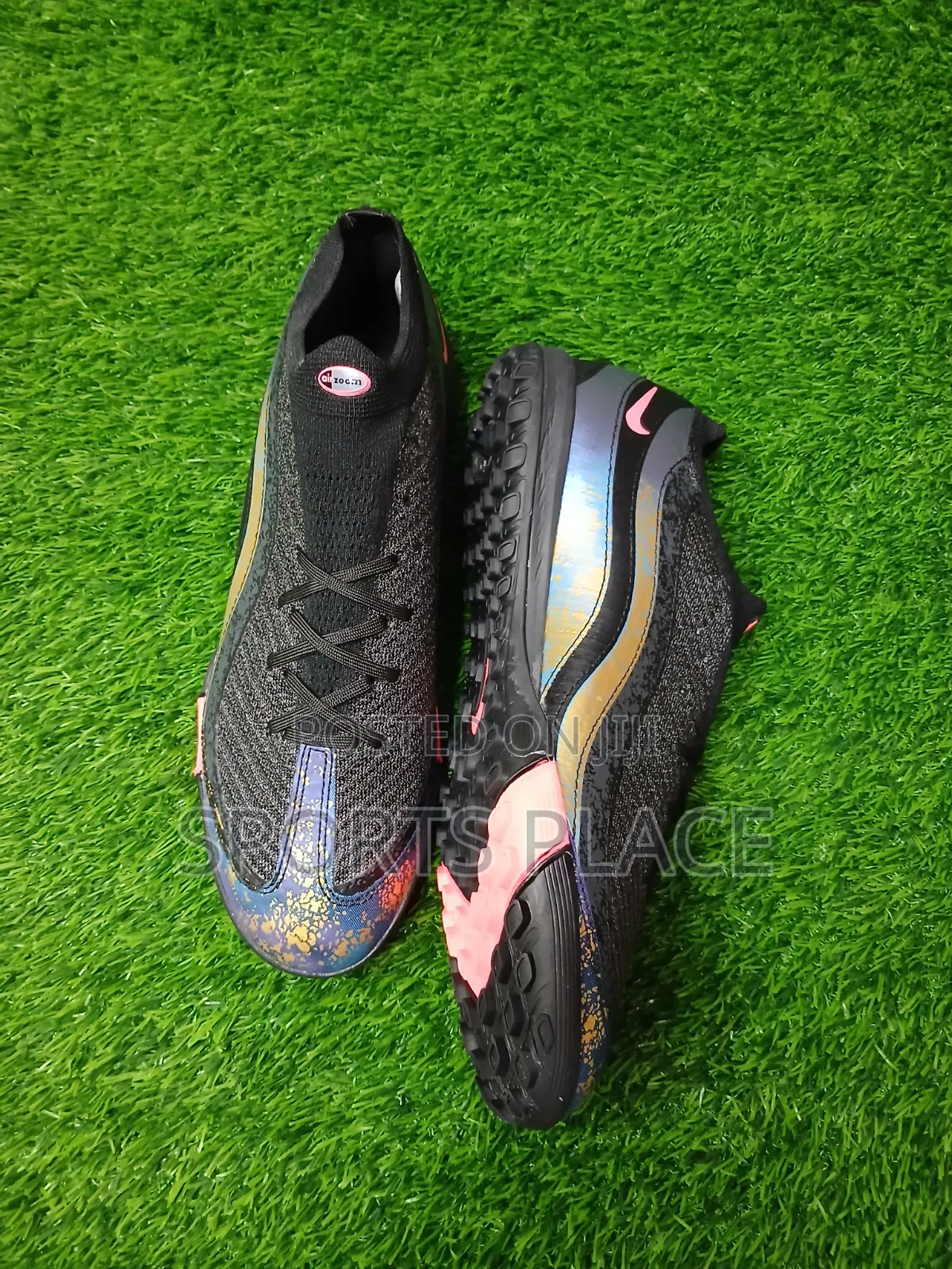 AirMax Turf Football Boots