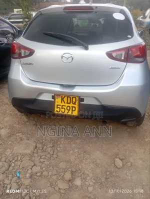 Mazda Demio 2017 Silver