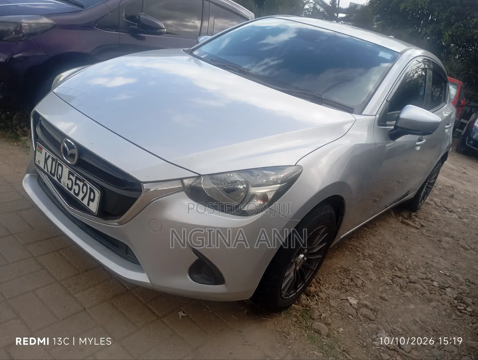 Mazda Demio 2017 Silver