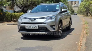 Toyota RAV4 2017 Silver