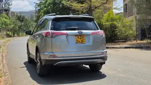 Toyota RAV4 2017 Silver