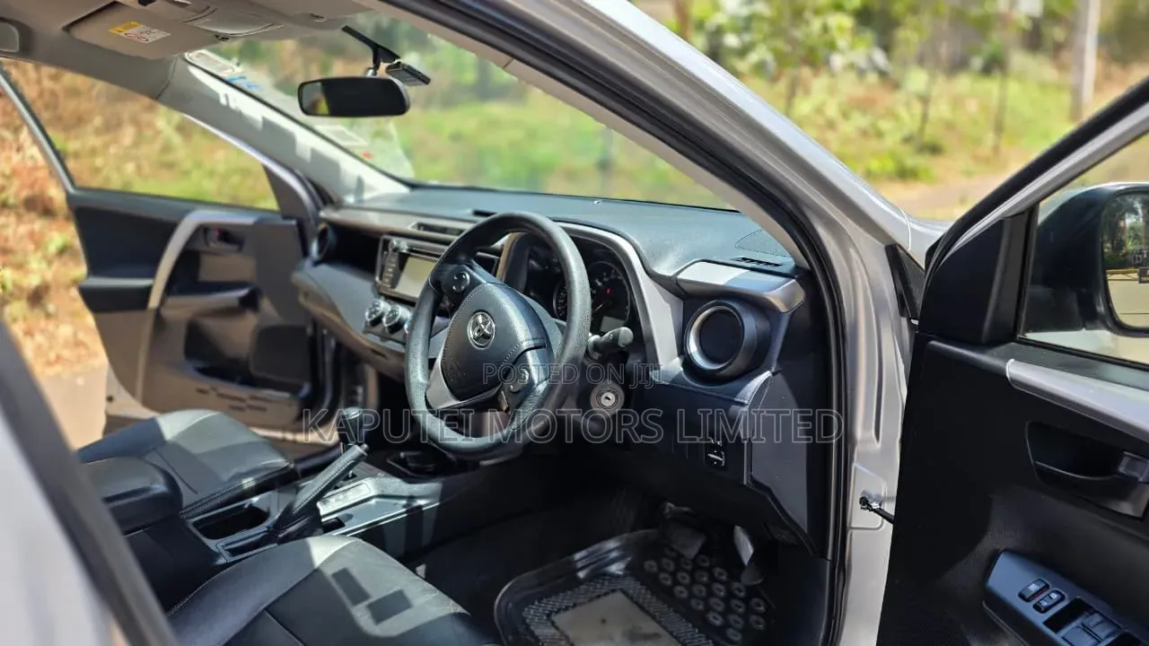 Toyota RAV4 2017 Silver