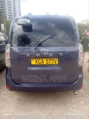 Toyota Voxy 2008 Blue