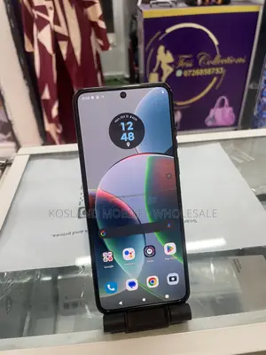 Motorola Razr (2023) 128 GB Gray