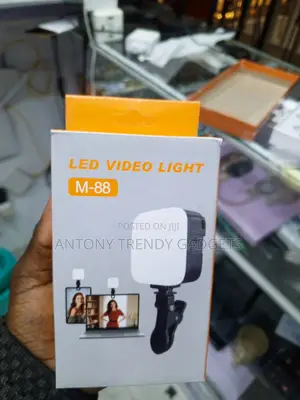Mobile Phone LED Video Light for TikTok and Vlogging