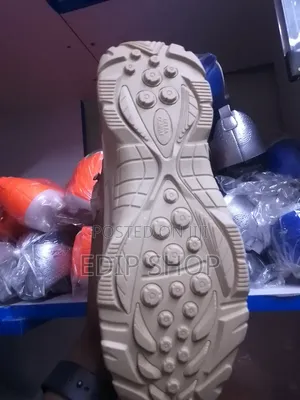 Delta Hiking, Trekking/Tactical Boots