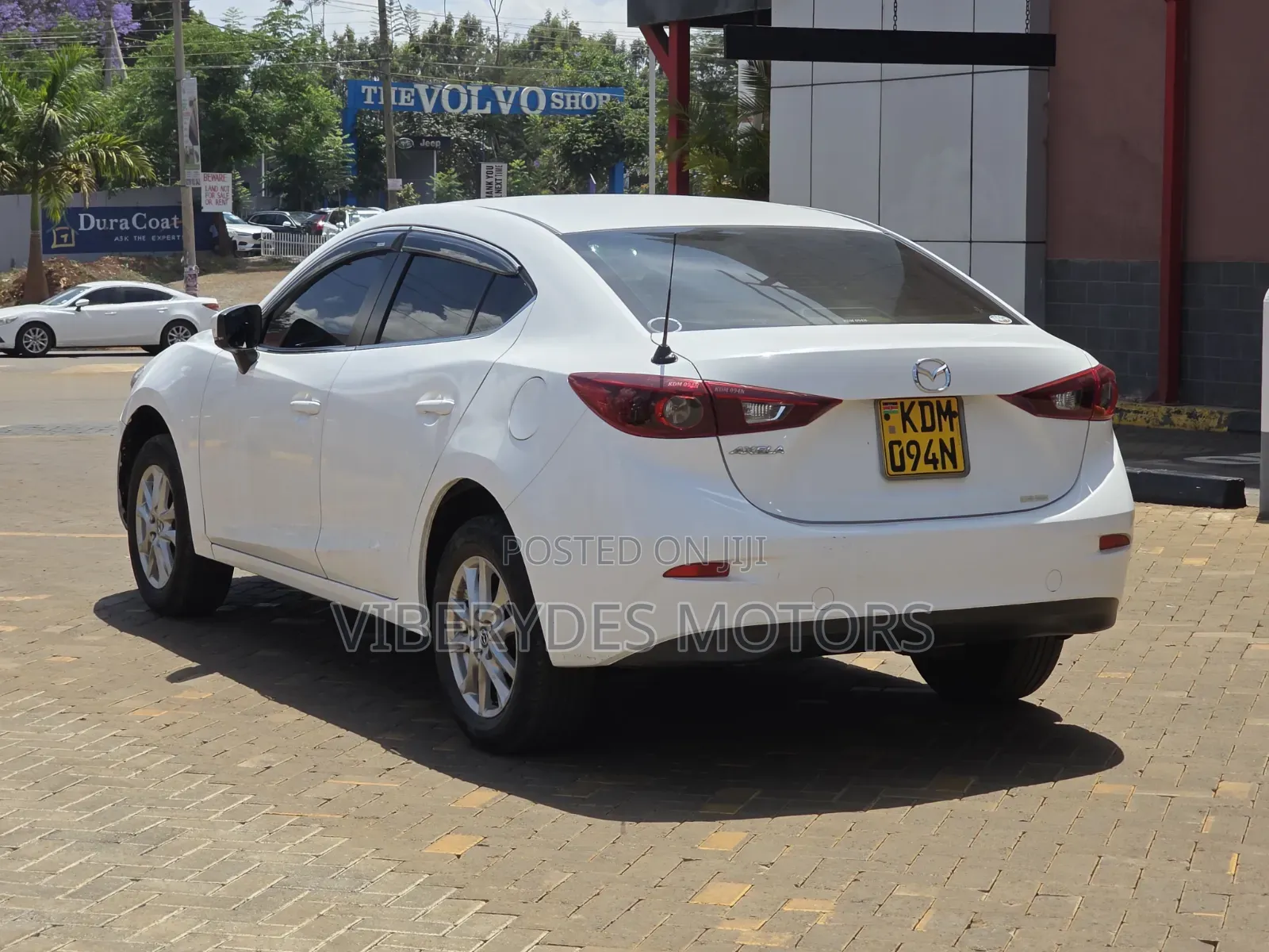 Mazda Axela 2015 White