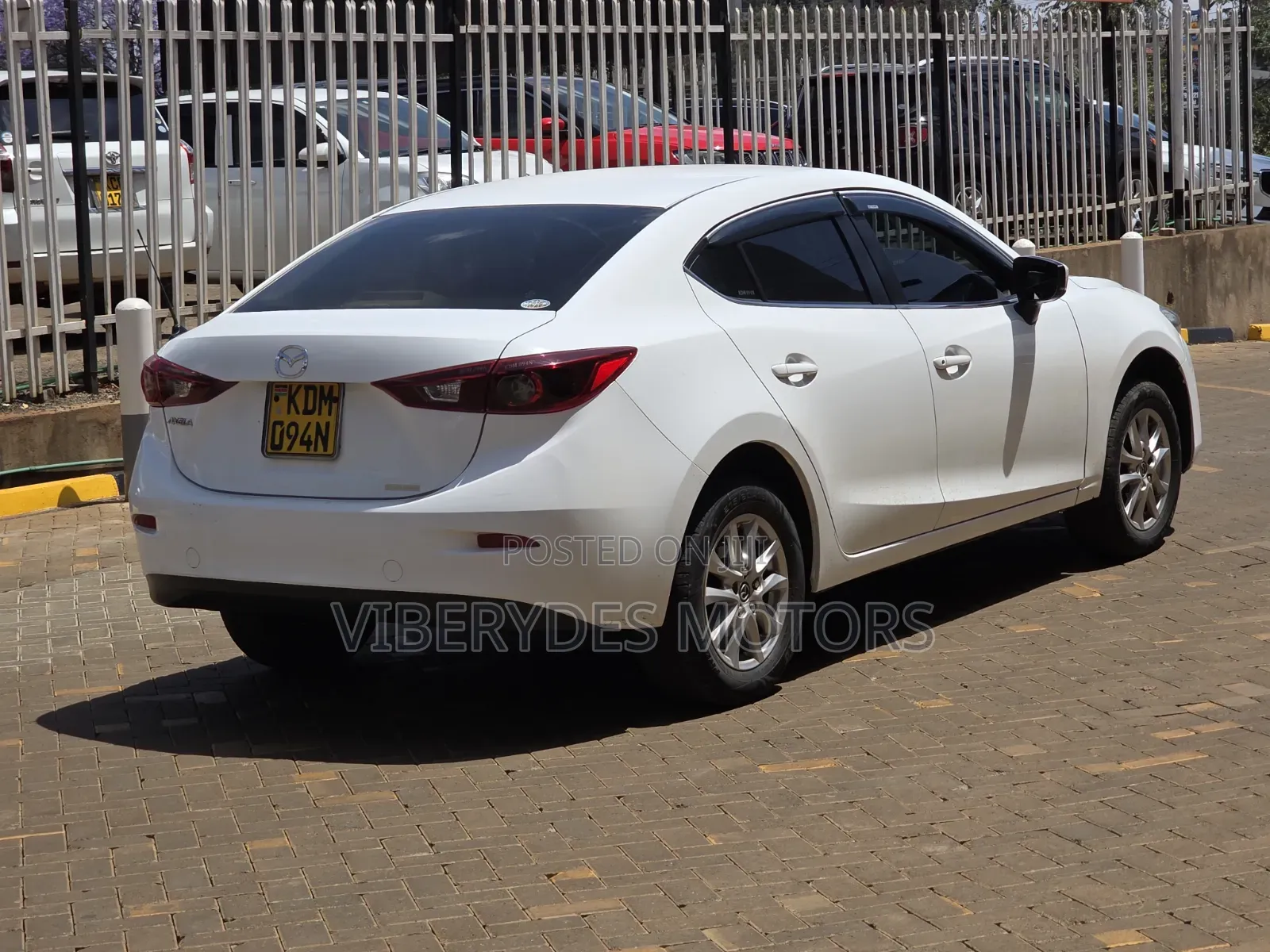 Mazda Axela 2015 White