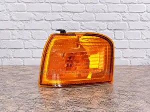 Casp Corner Lamp / Light Toyota Carib 1999/2000/2001/2002 Orange
