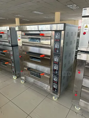 3-Deck, 6-Tray Commercial Baking Oven