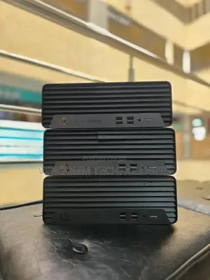 Desktop Computer HP 8GB AMD Ryzen 7 SSD 256GB