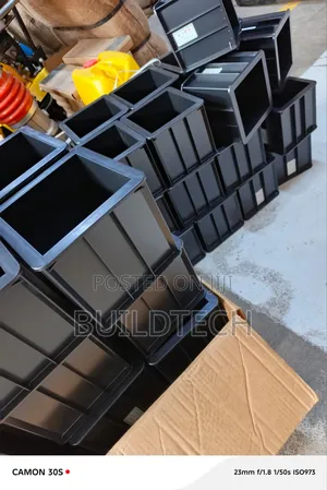 Heavy-Duty Concrete Cube Moulds – Durable & Reusable