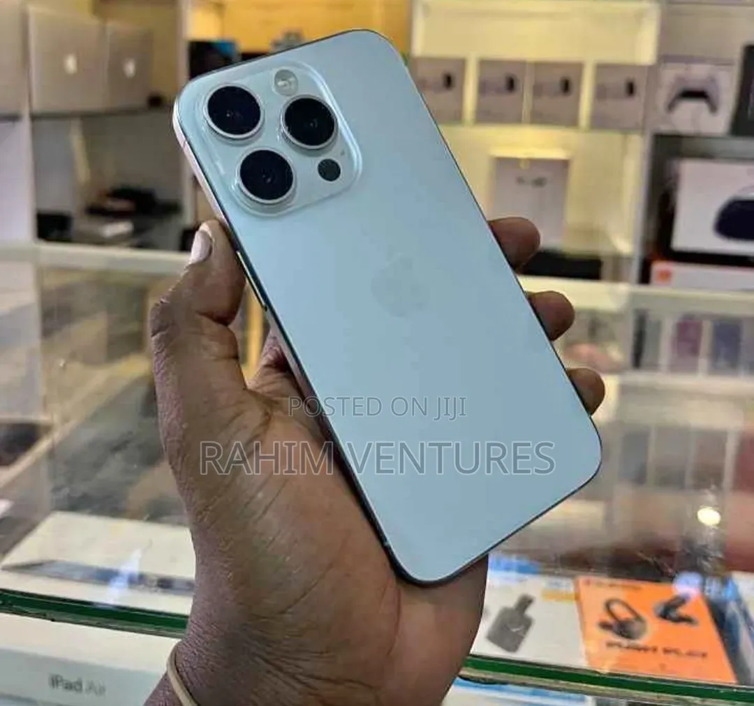 Apple iPhone 15 Pro 128 GB Silver