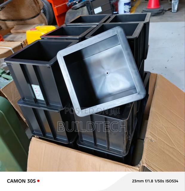 Premium Plastic Concrete Test Cube Moulds for Sale - main view