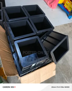 Premium Plastic Concrete Test Cube Moulds for Sale