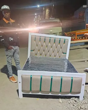 Modern Bed 5 By6 With Gold Details