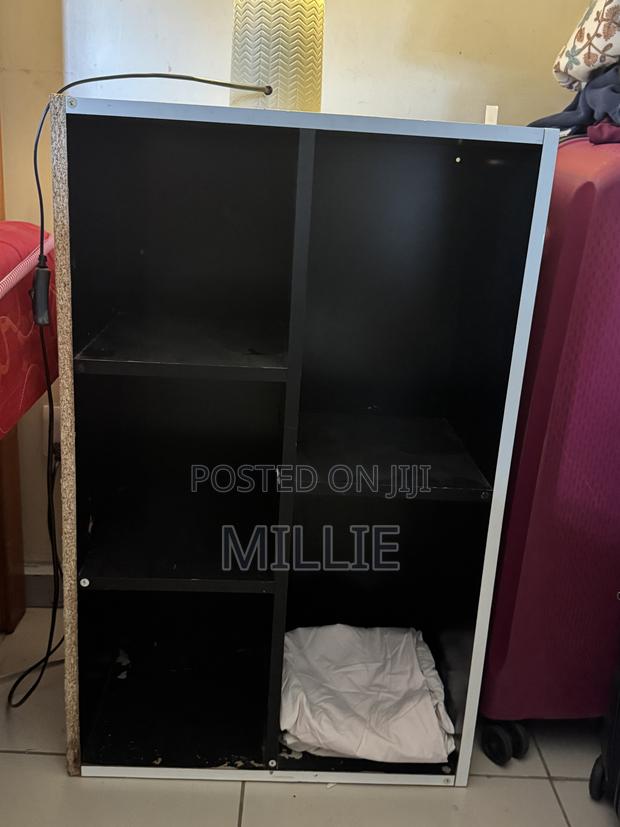 Shelf on Sale - main view