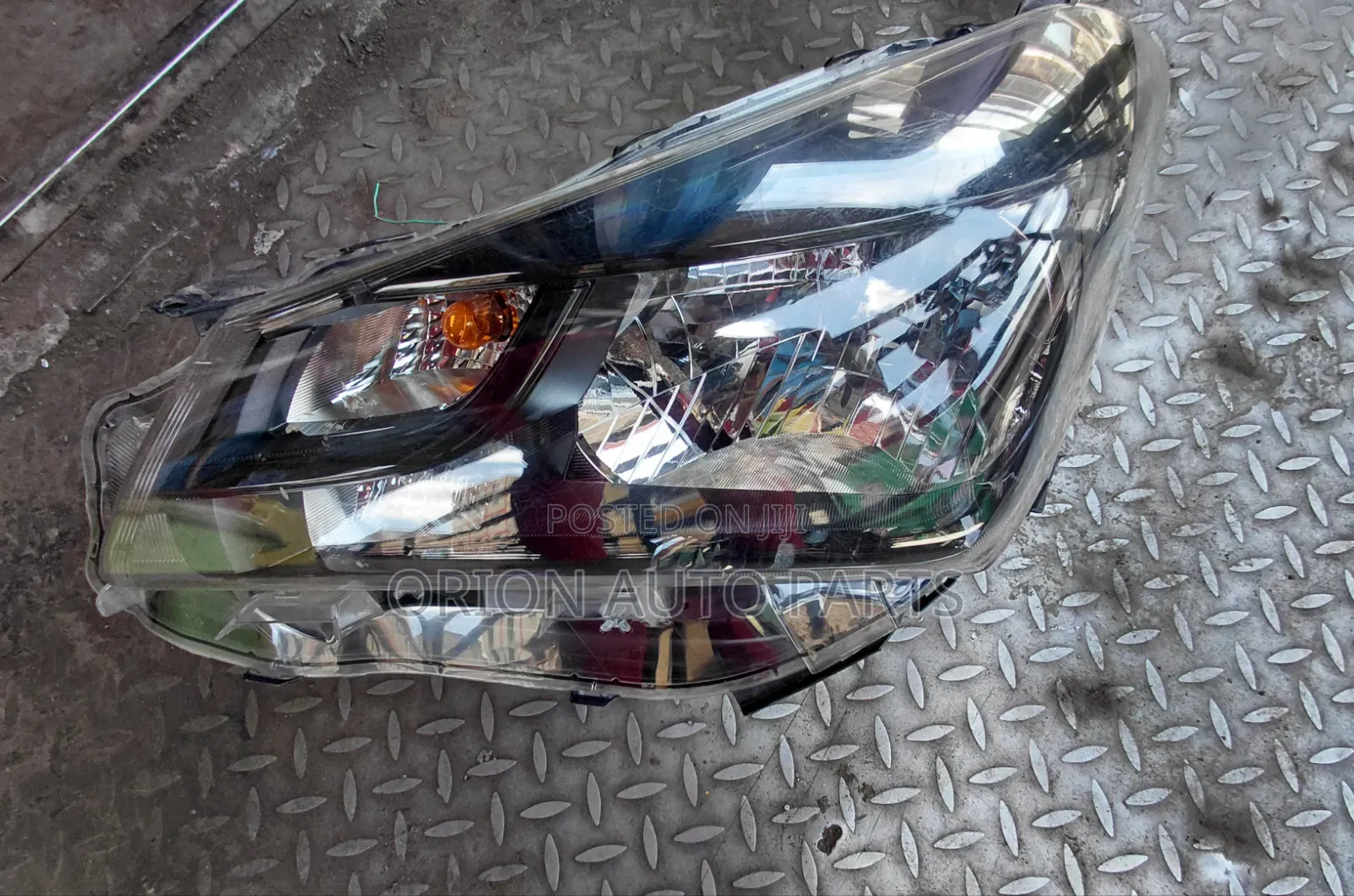 Toyota Vitz 2016