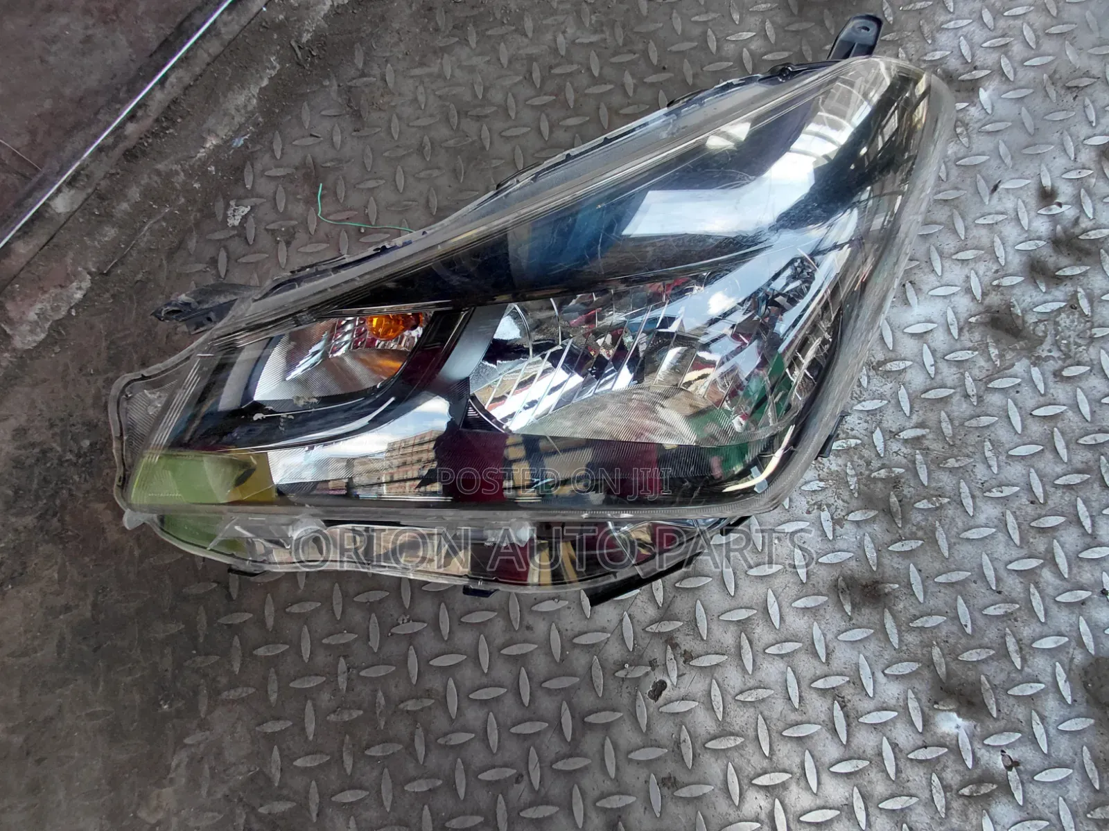 Toyota Vitz 2016