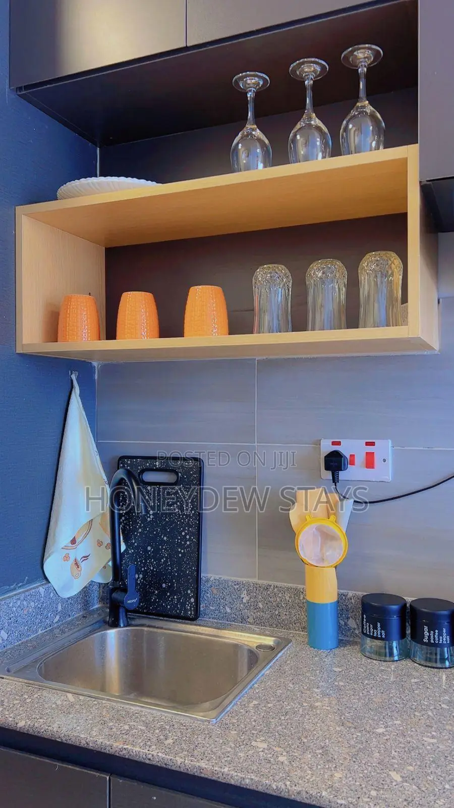 Chic & Modern Furnished Studio Near SGR