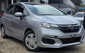 Honda Fit 2019 Silver