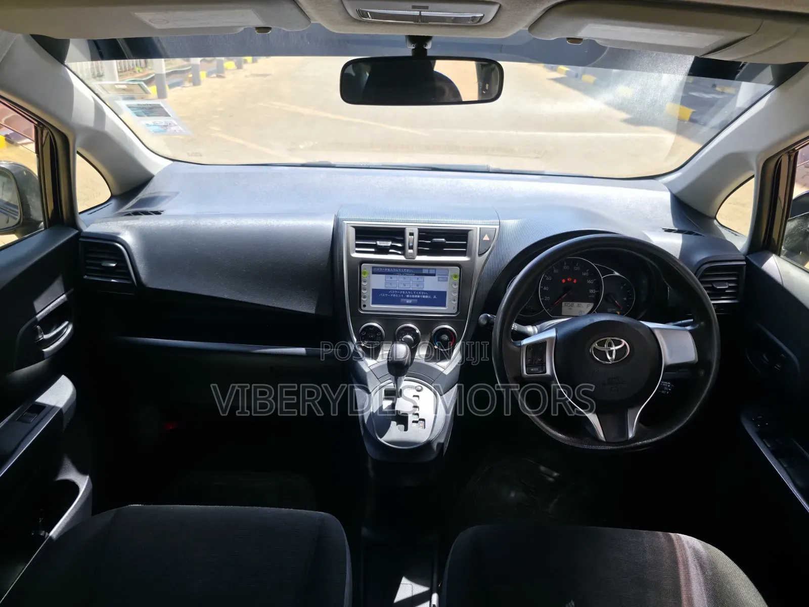 Toyota Ractis 2012 Black