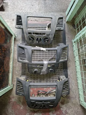 Toyota Hilux Complete Console