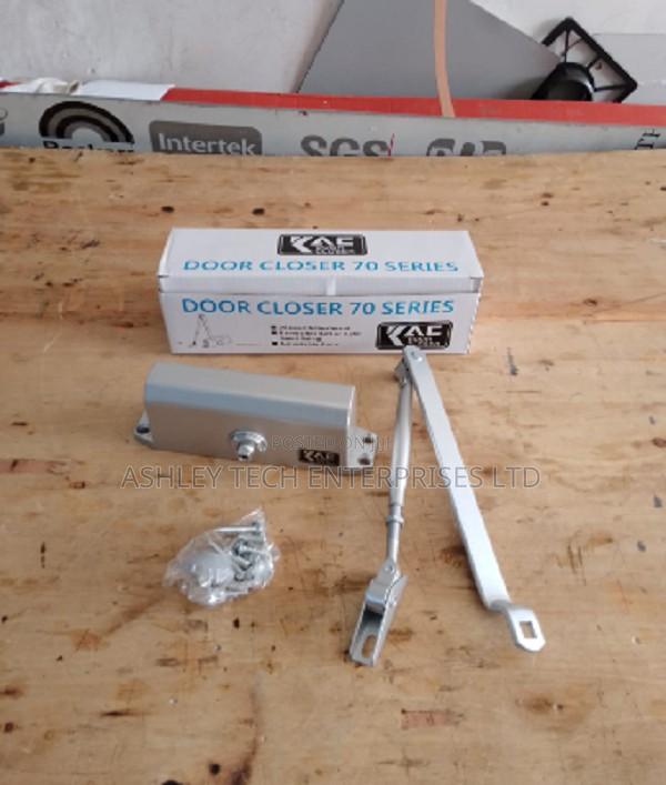 Automatic Door Closer for Improved Convenience and Security - main view