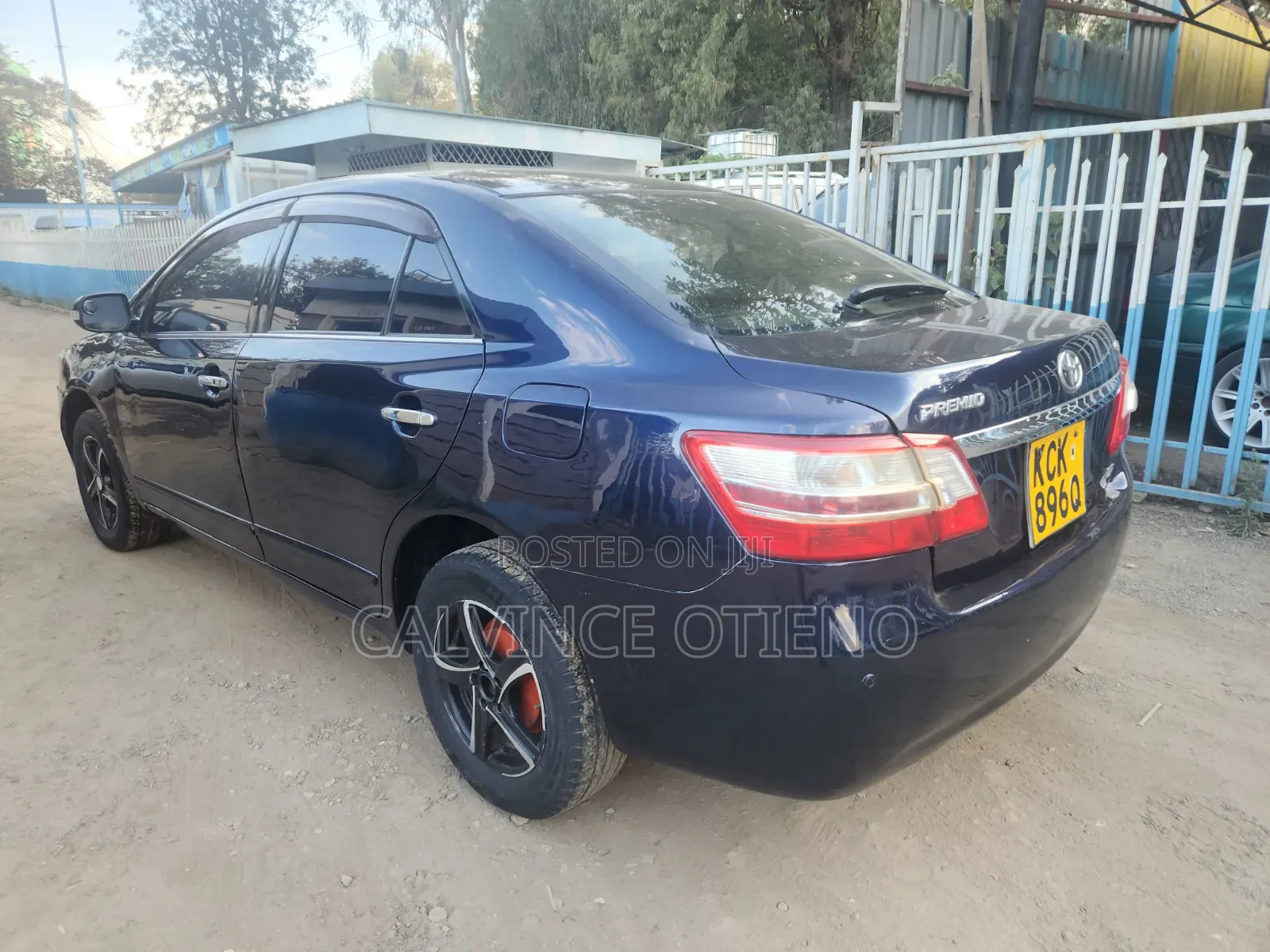 Toyota Premio 2011 Blue