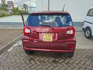 Toyota Passo 1.0 FWD 2018 Maroon