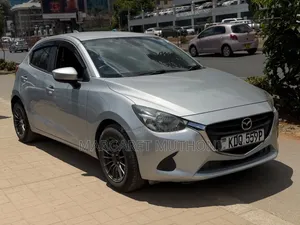 Mazda Demio 2017 Silver