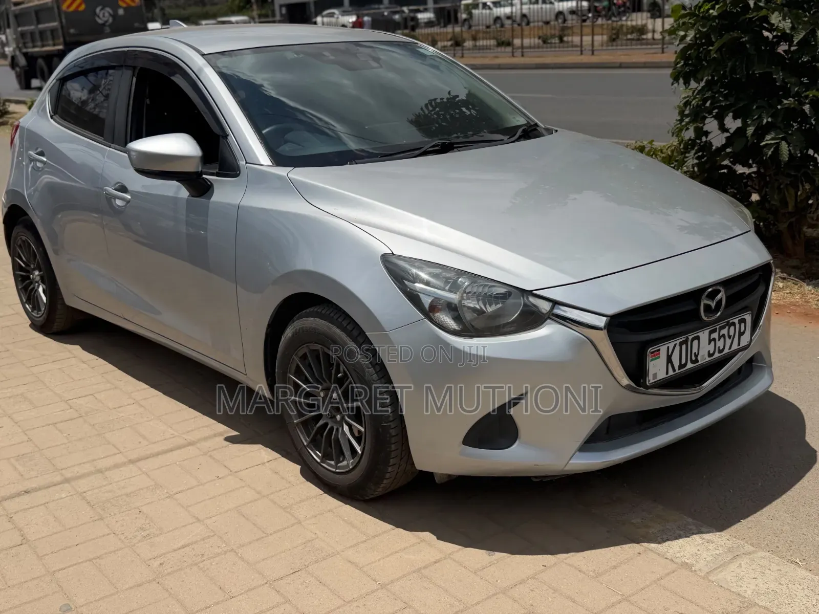Mazda Demio 2017 Silver