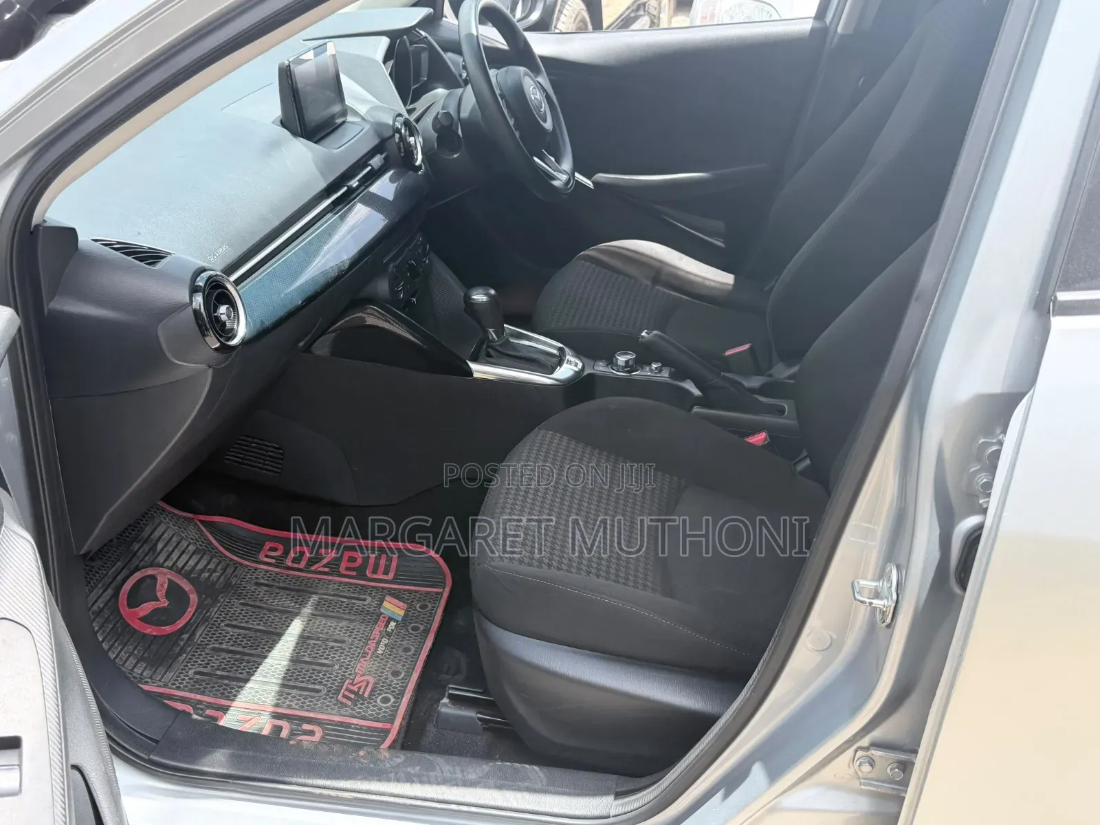 Mazda Demio 2017 Silver