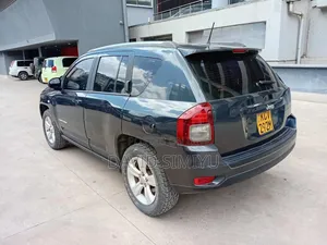 Jeep Cherokee 2012 Black