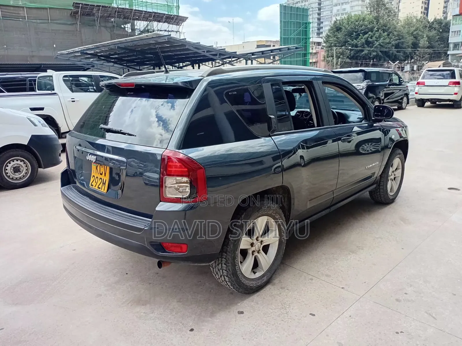 Jeep Cherokee 2012 Black