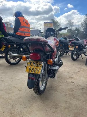 TVS HLX Plus ES 2024 Red