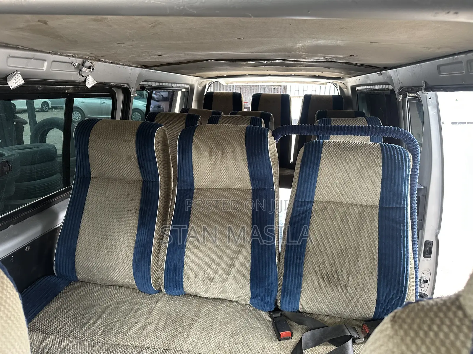 Toyota HiAce 2012 Silver