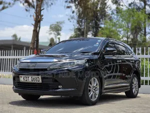 Toyota Harrier 2.0 2017