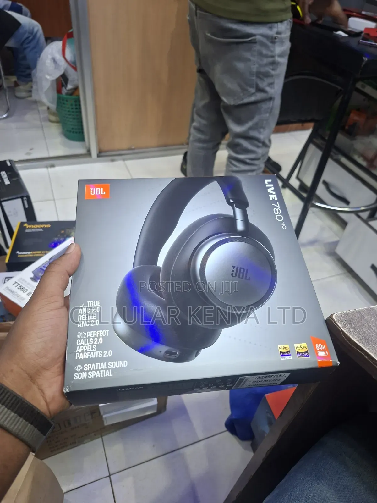 JBL Live 780NC Headphones