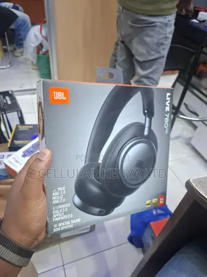 JBL Live 780NC Headphones