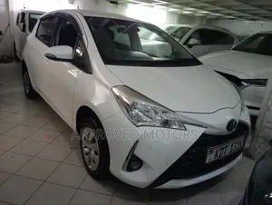 Toyota Vitz 2017 White