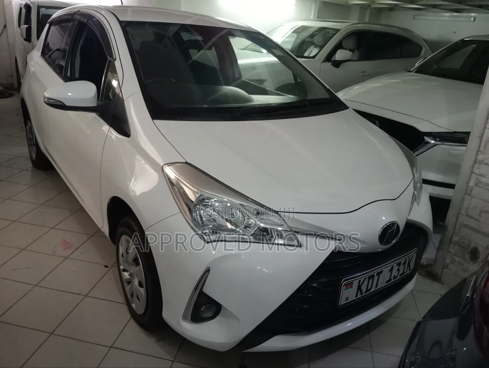 Toyota Vitz 2017 White
