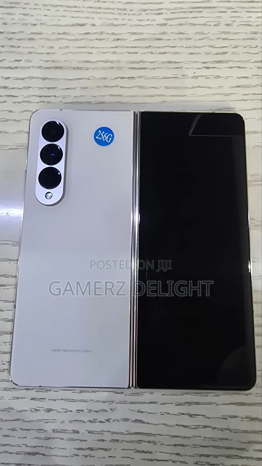 Samsung Z 16 GB Graphite