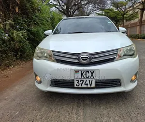 Toyota Axio 1.5 G 2WD 2012 White