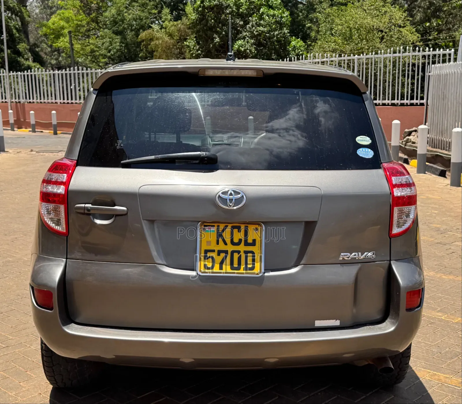 Toyota RAV4 2010 Gray