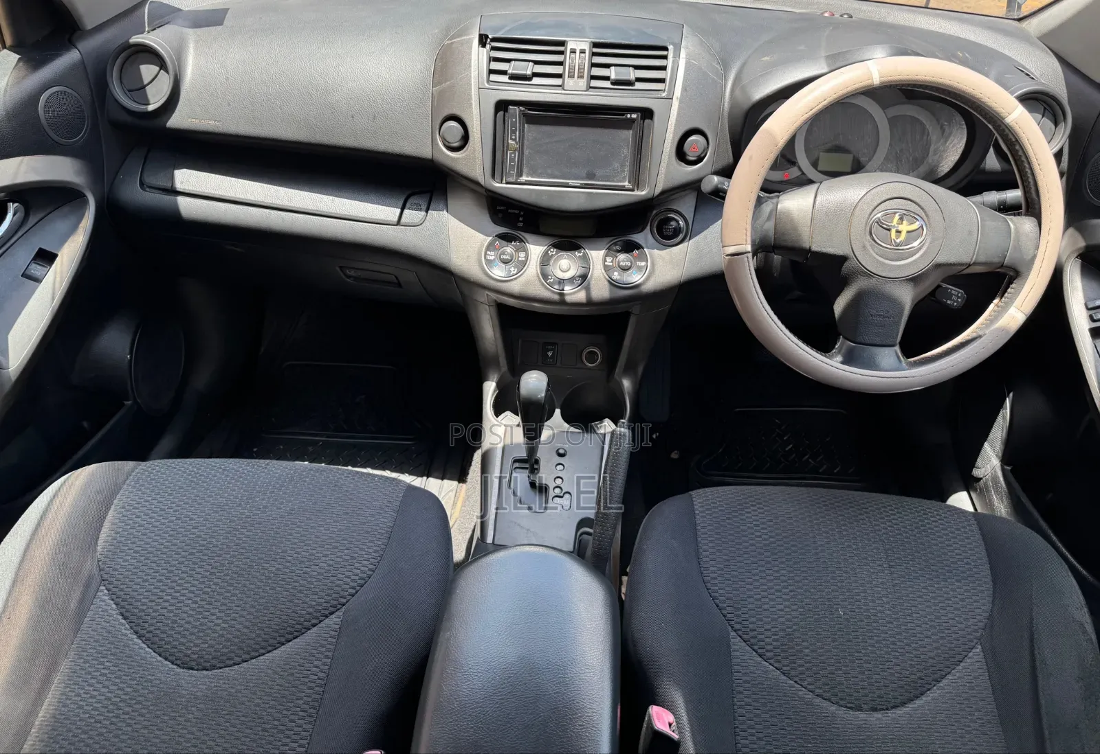 Toyota RAV4 2010 Gray
